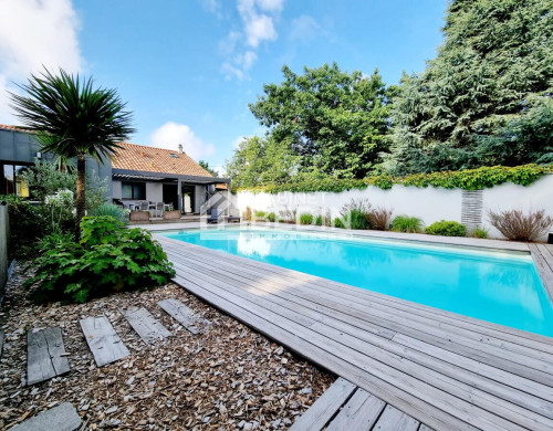 maison  MERIGNAC
