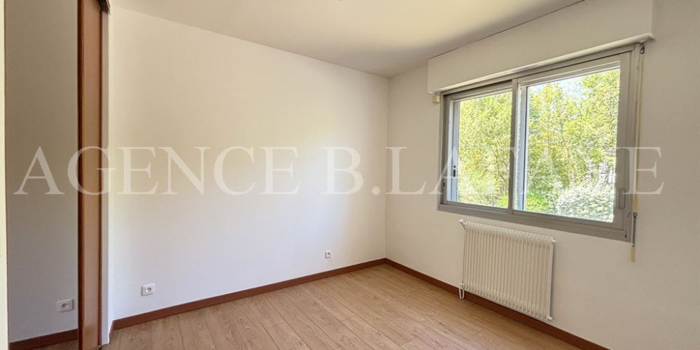 appartement à BORDEAUX (33200)