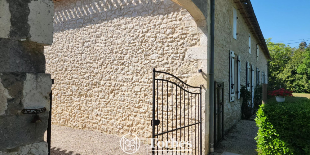 maison à PESSAC SUR DORDOGNE (33890)