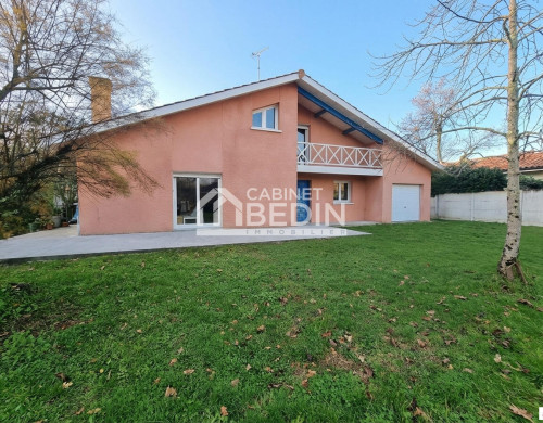 maison  GUJAN MESTRAS