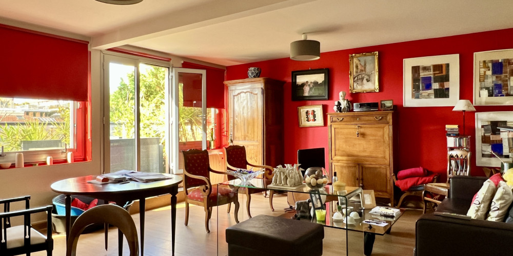 appartement à BORDEAUX (33000)