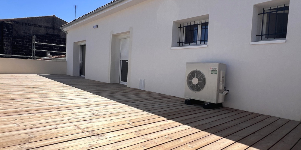 appartement à BORDEAUX (33300)