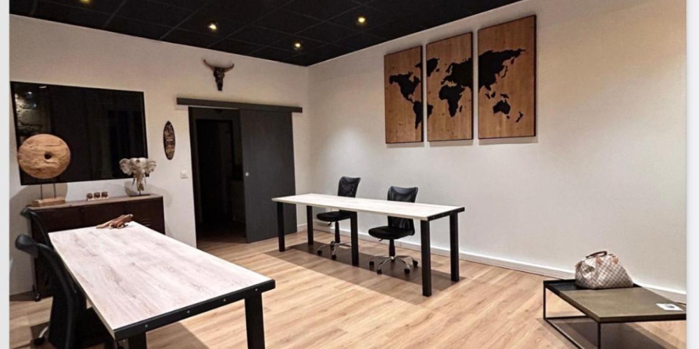 local commercial à BORDEAUX (33000)