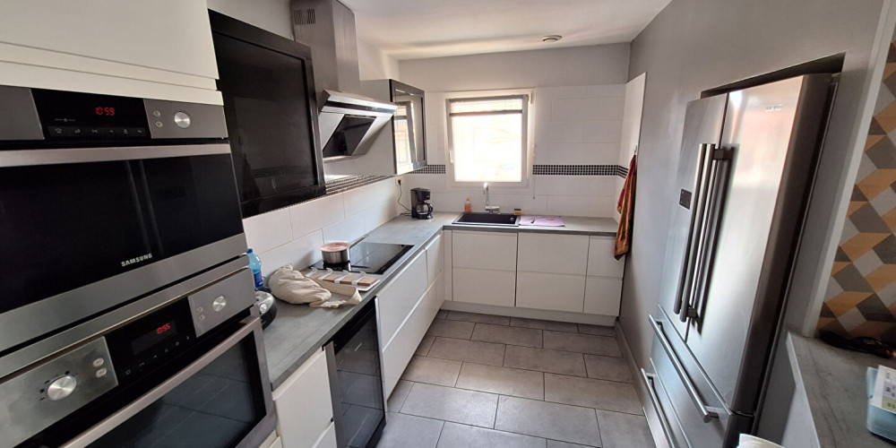 maison à VILLENAVE D ORNON (33140)