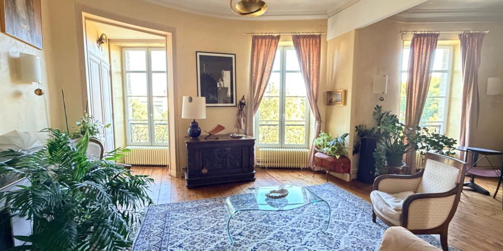 appartement à BORDEAUX (33000)