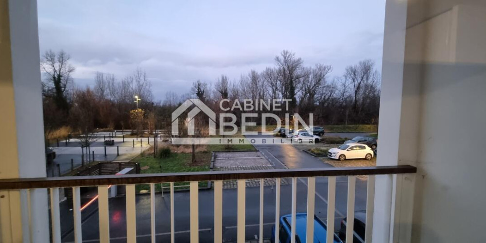 appartement à BRUGES (33520)