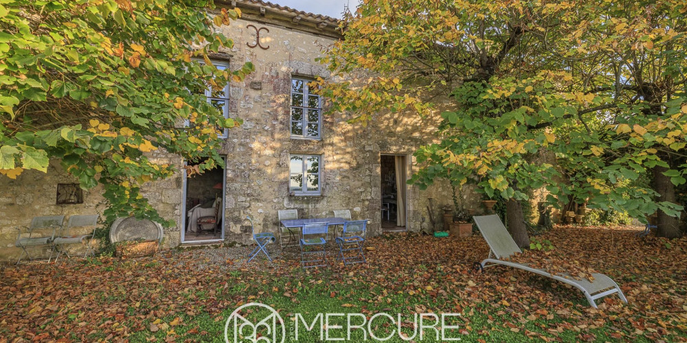 maison à PUJOLS (33350)