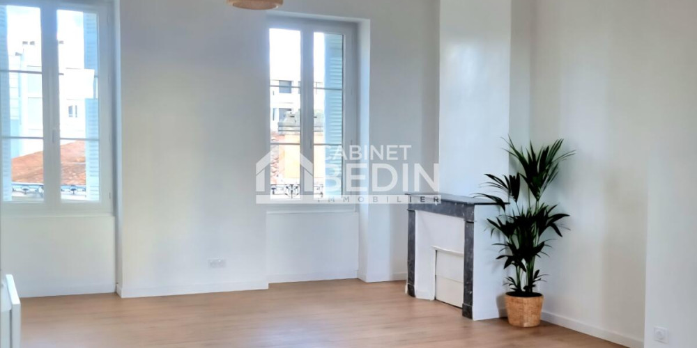 appartement à BORDEAUX (33300)