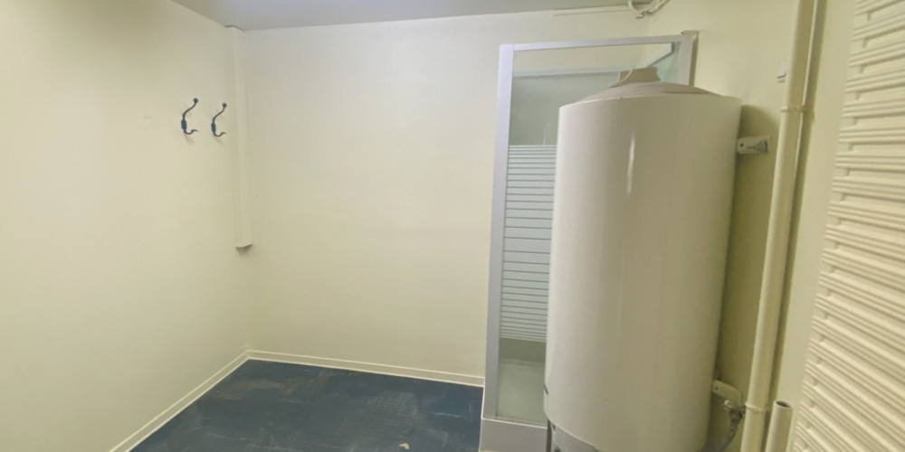 local industriel à BEGLES (33130)