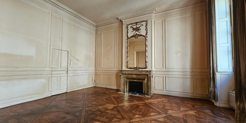 appartement à BORDEAUX (33000)