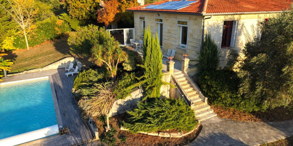 maison à POMPIGNAC (33370)