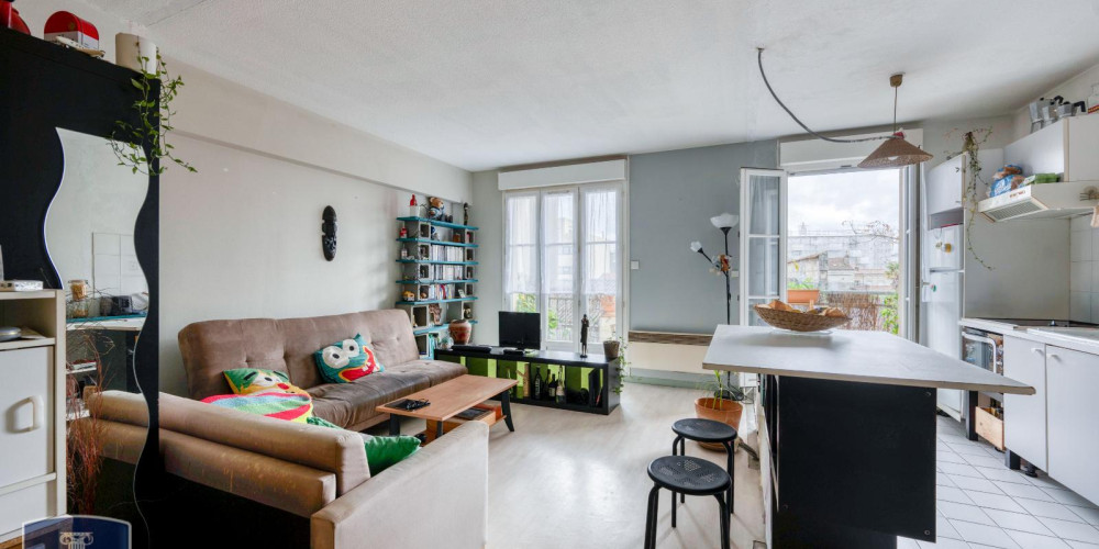 appartement à BORDEAUX (33000)