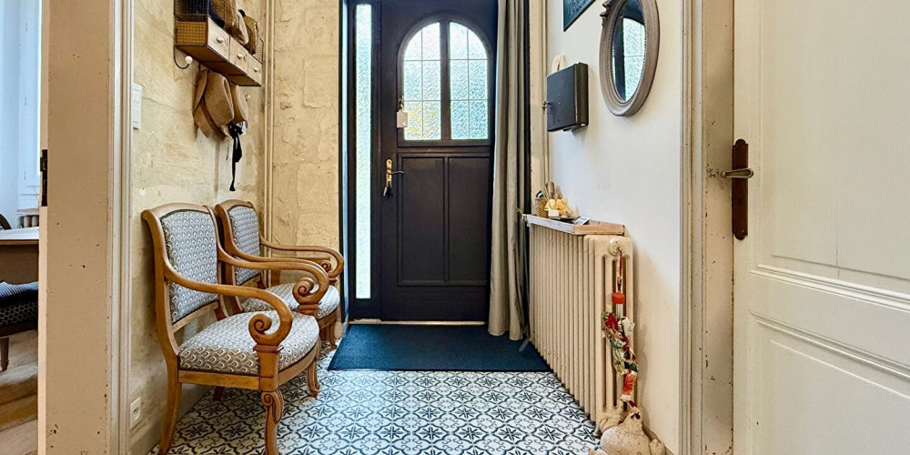 maison à FRONSAC (33126)