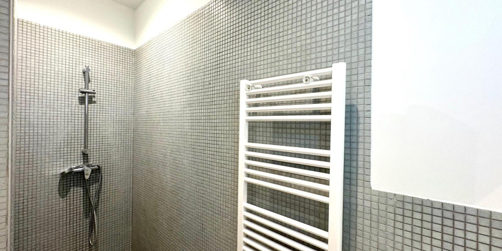 appartement à BORDEAUX (33000)