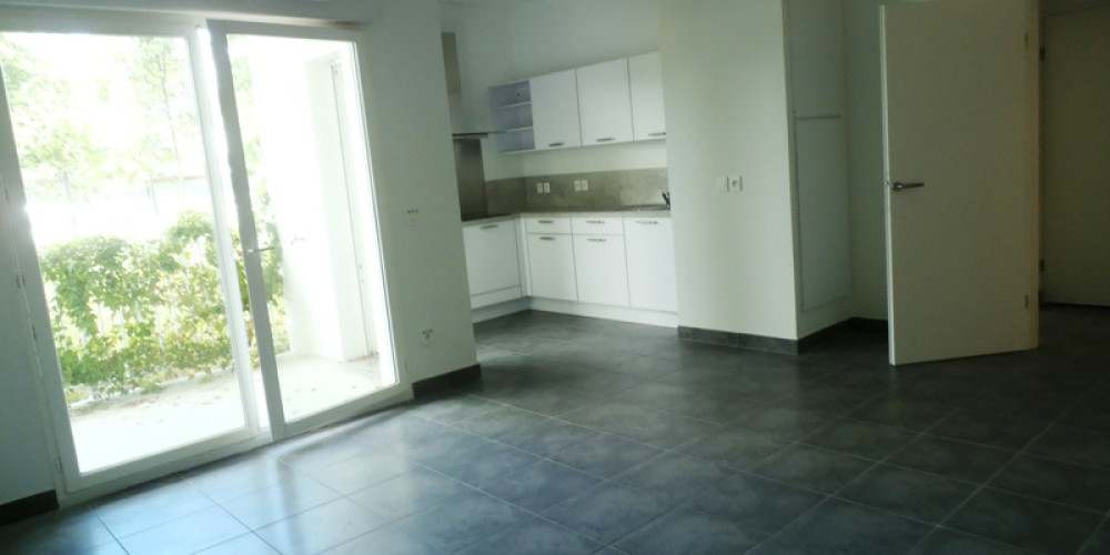 appartement à BORDEAUX (33300)