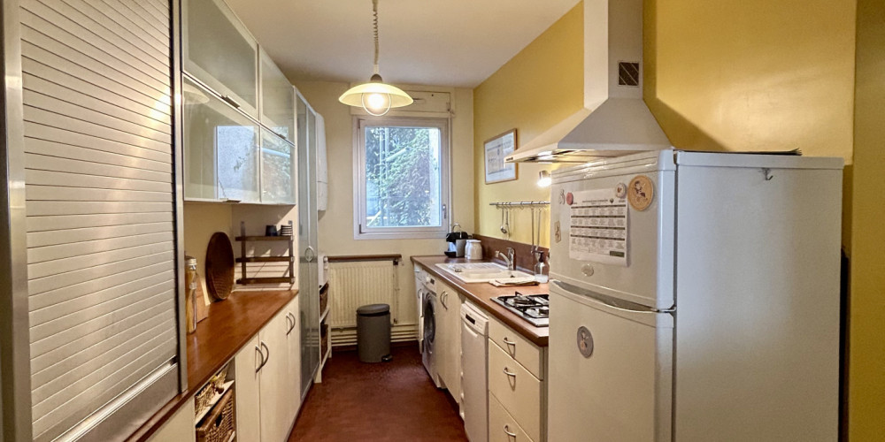 appartement à BORDEAUX (33000)