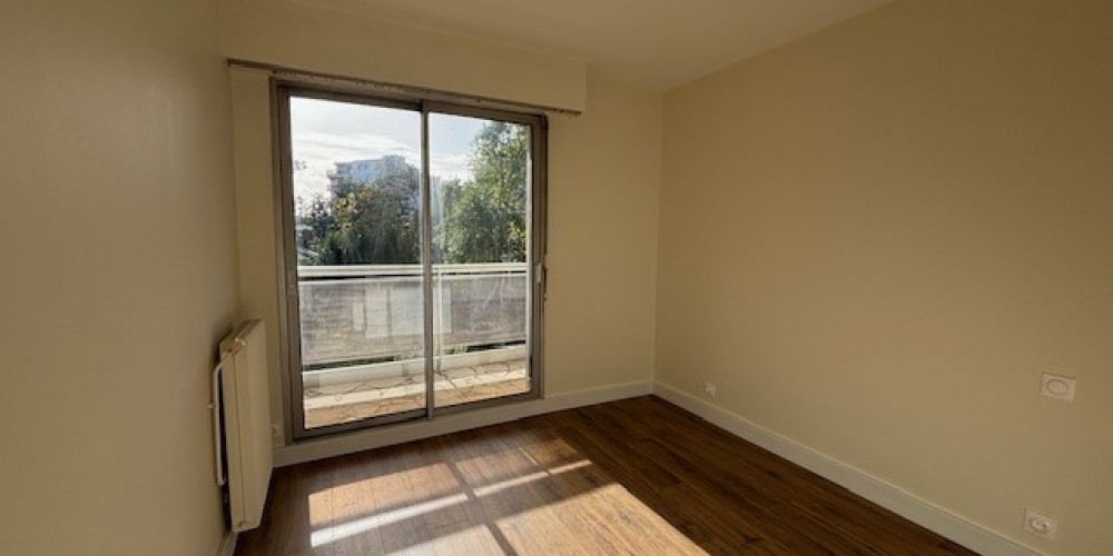 appartement à BORDEAUX (33200)