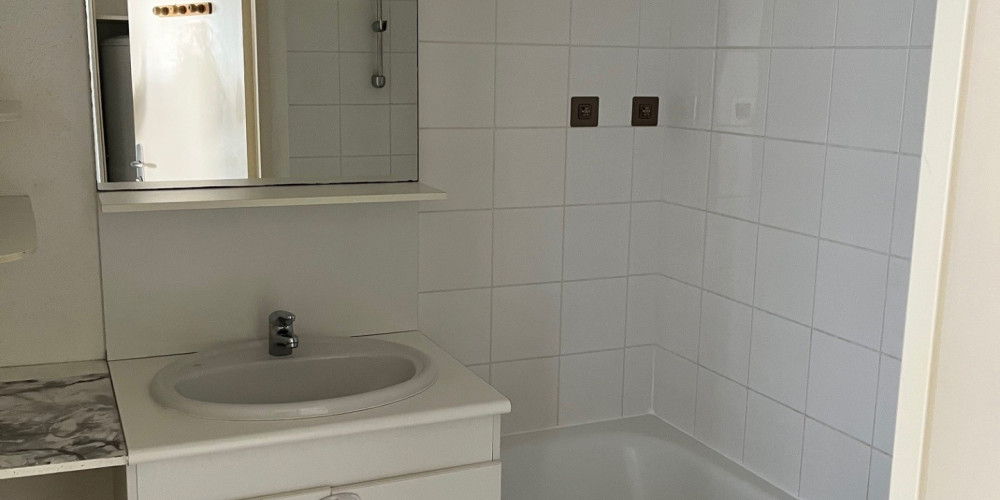 appartement à BLAYE (33390)