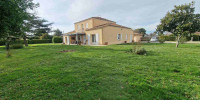 maison à ST SEURIN DE CURSAC (33390)