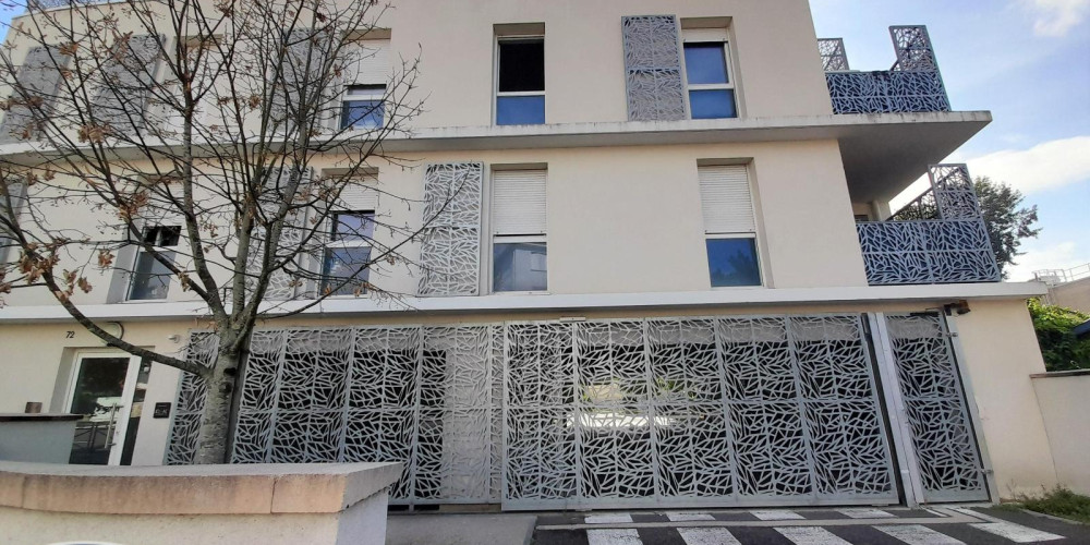 appartement à PESSAC (33600)