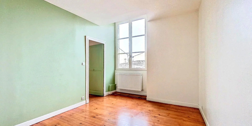 appartement à STE FOY LA GRANDE (33220)