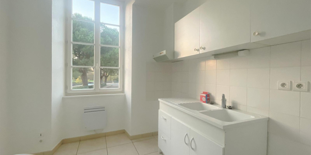appartement à COUTRAS (33230)