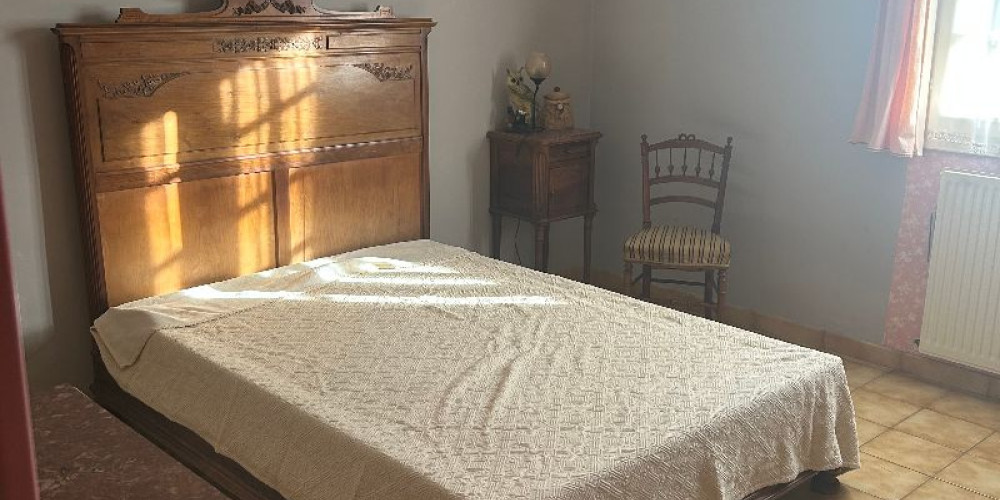 maison à MOULIETS ET VILLEMARTIN (33350)