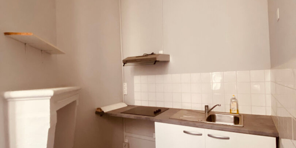 appartement à BORDEAUX (33000)