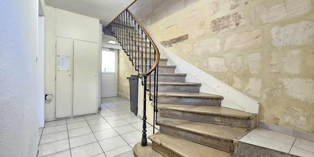 immeuble à BORDEAUX (33800)