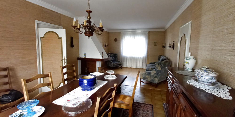 maison à AMBARES ET LAGRAVE (33440)