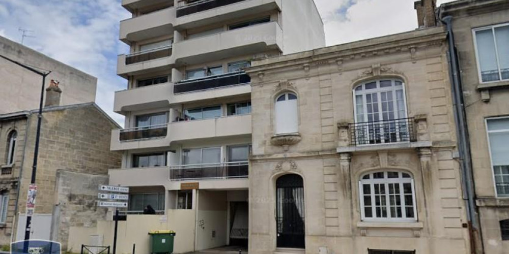 parking à BORDEAUX (33000)