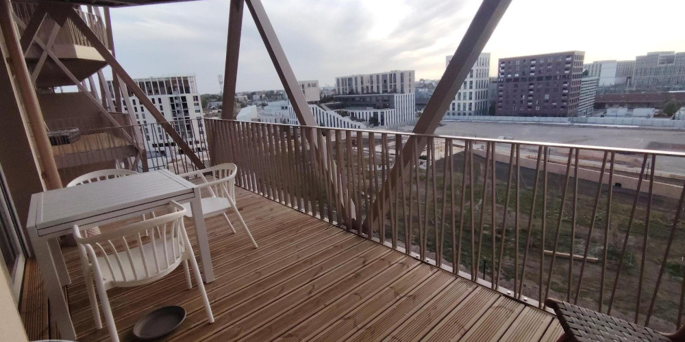 appartement à BORDEAUX (33800)