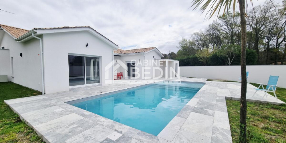 maison à ST JEAN D ILLAC (33127)