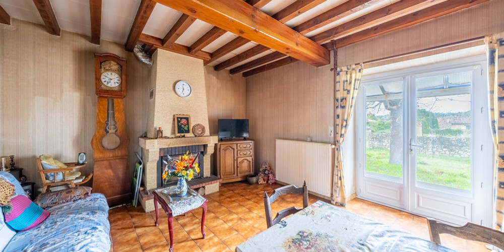 maison à BRANNE (33420)