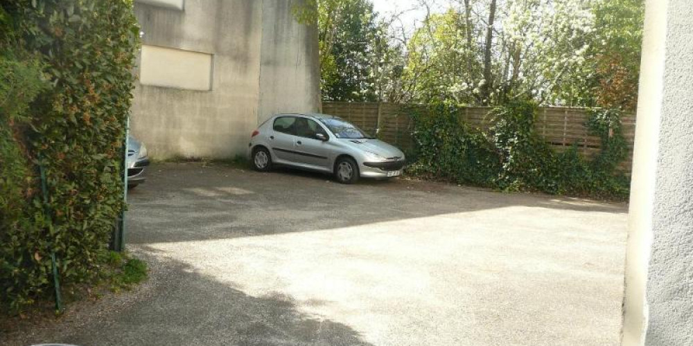 parking à TALENCE (33400)