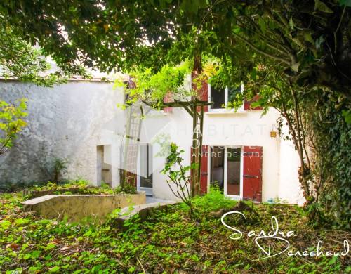 maison  BOURG