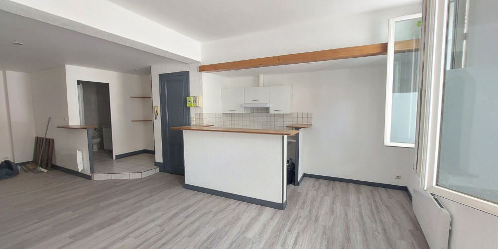 appartement à BORDEAUX (33000)