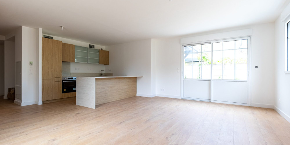maison à VILLENAVE D ORNON (33140)