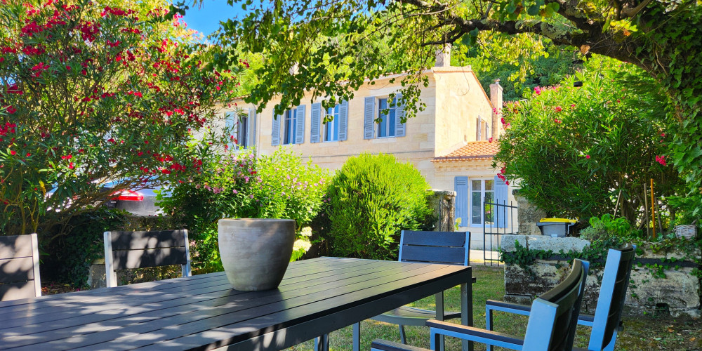 maison à BAYON SUR GIRONDE (33710)