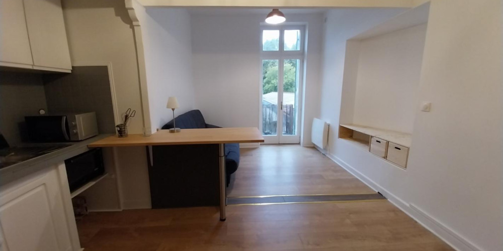 appartement à PODENSAC (33720)