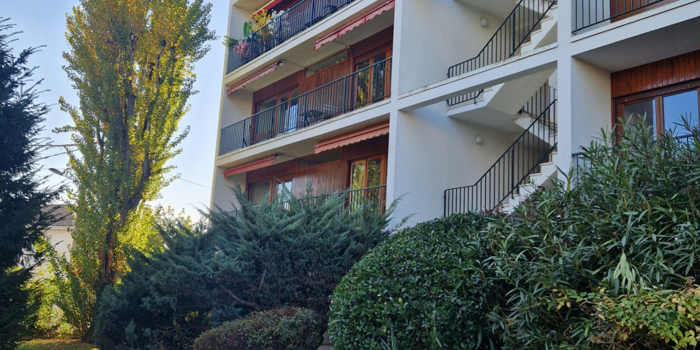 appartement à BORDEAUX (33200)
