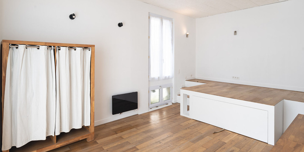 appartement à BORDEAUX (33800)