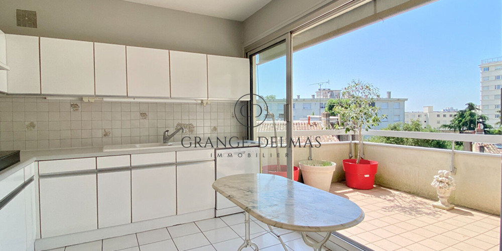 appartement à BORDEAUX (33000)