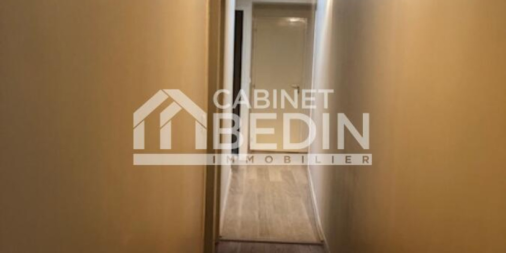 maison à LES ARTIGUES DE LUSSAC (33570)