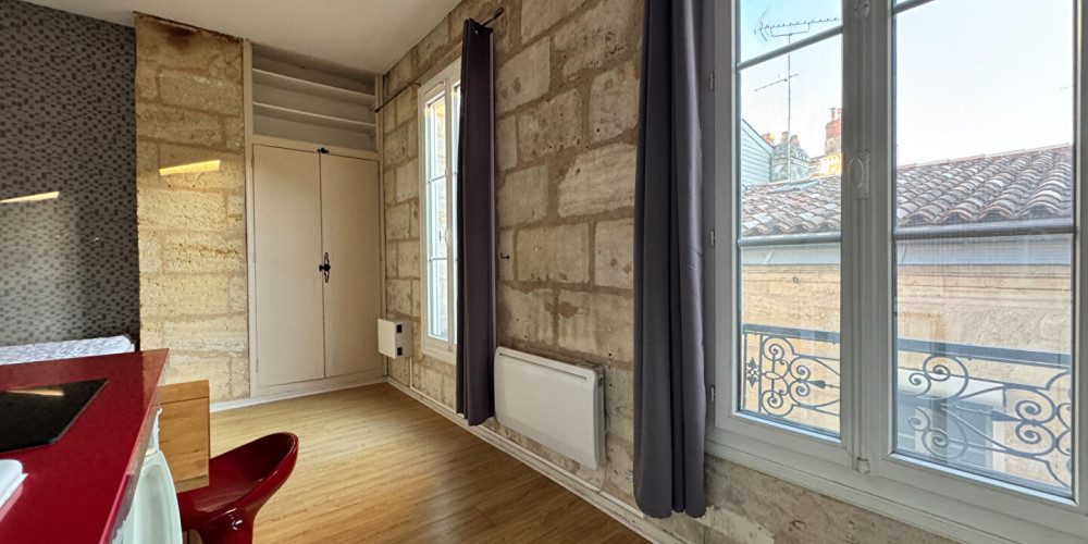appartement à BORDEAUX (33000)