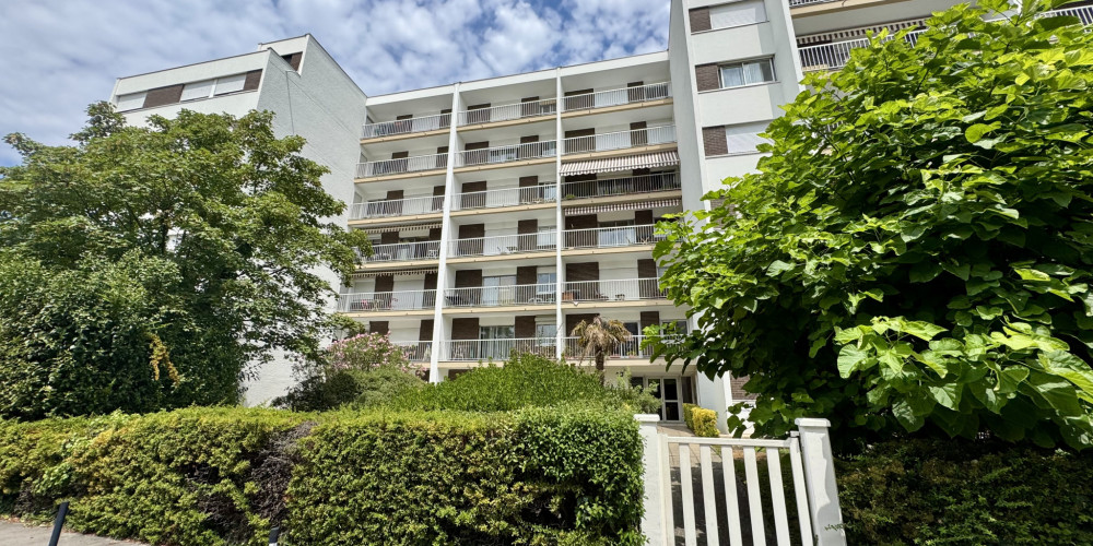 appartement à BORDEAUX (33000)