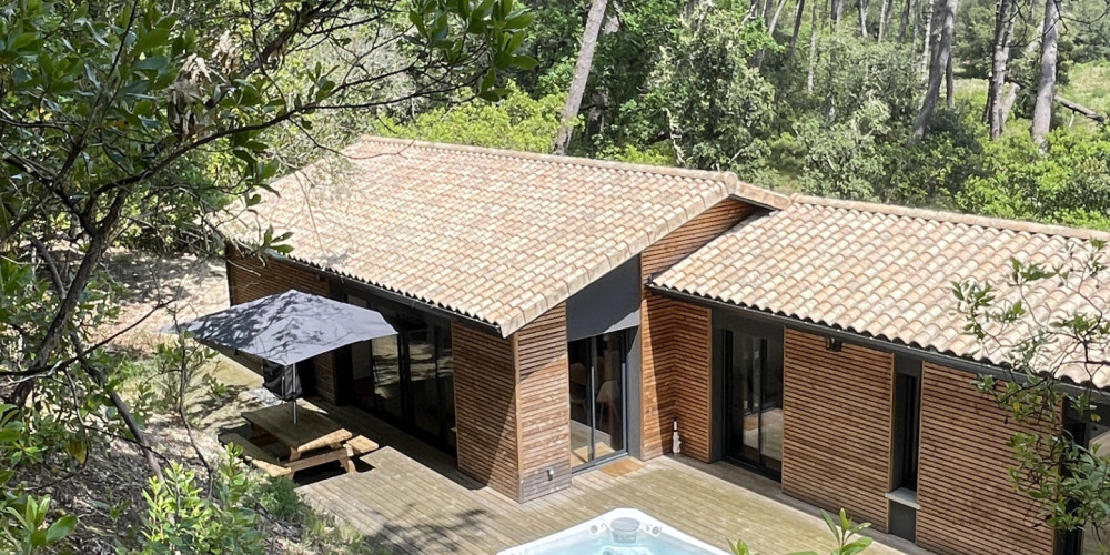 maison à LACANAU (33680)