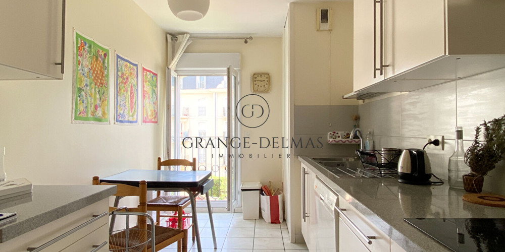appartement à BORDEAUX (33000)