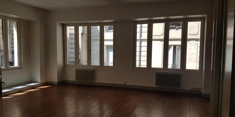 appartement à BORDEAUX (33000)