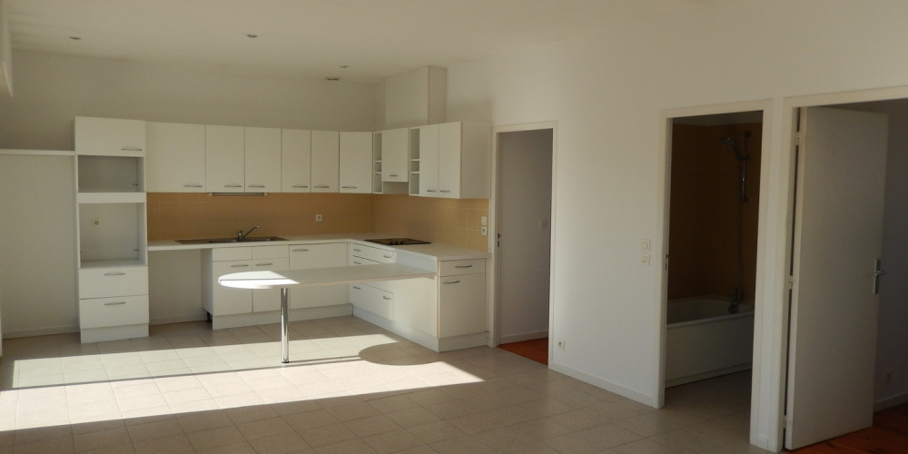 appartement à BORDEAUX (33000)